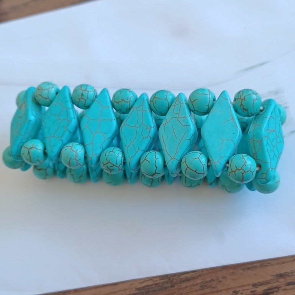 Western Faux Turquoise Stone Stretch Bracelet